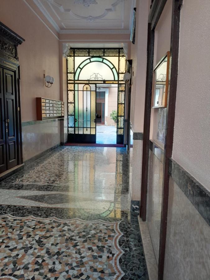 Appartamento Martina, Silenzioso A 100 Metri Dalla Metropolitana Milão Exterior foto